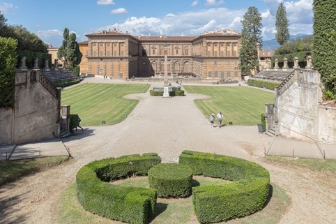 The back of Palazzo Pitti, as seen from Boboli Gardens.
